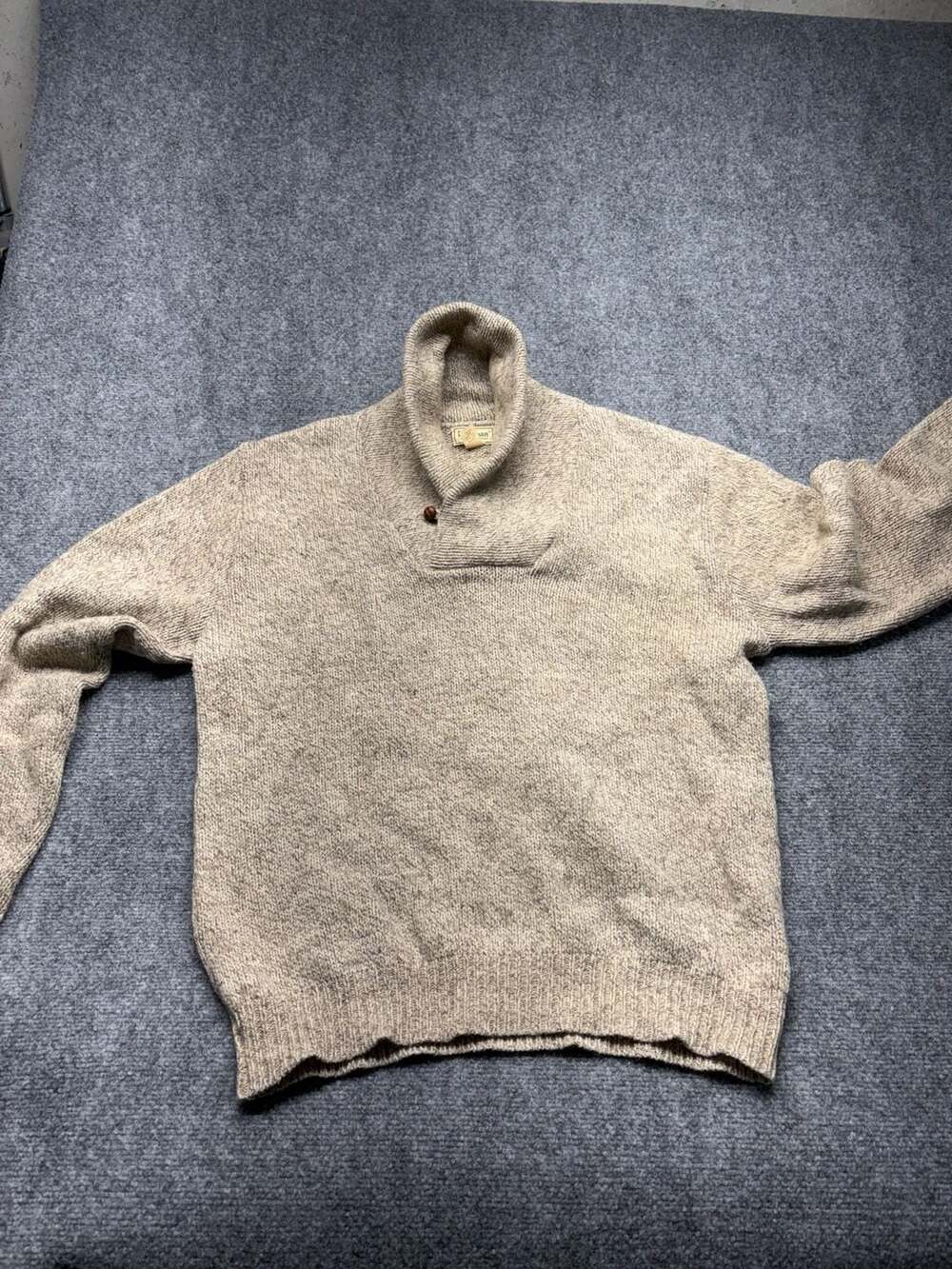 Vintage LL Bean Wool Shawl Sweater L. Oatmeal. USA made.Casual, Preppy, Pullover